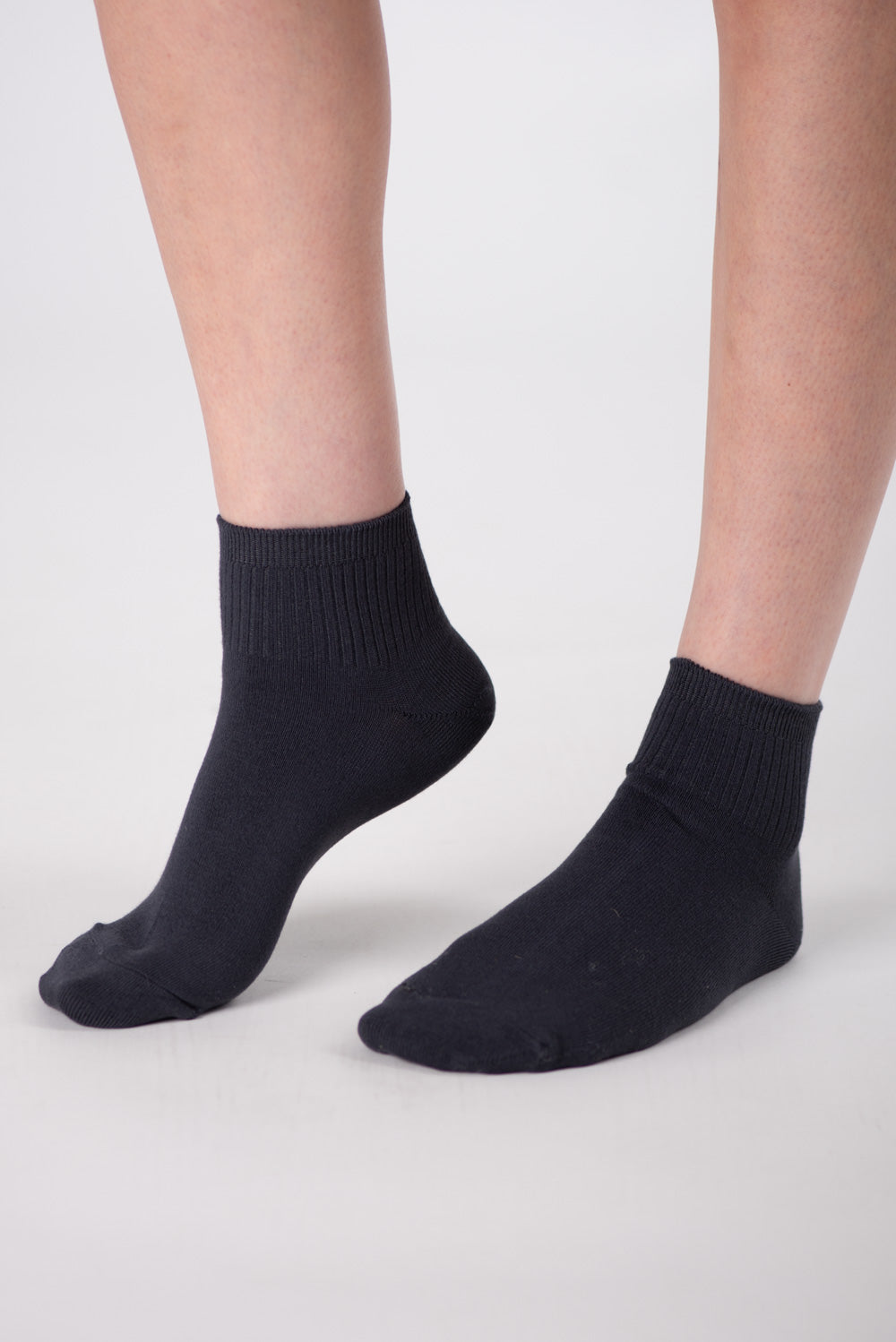 Ladies' 2-Pack Micro Crew Length Bamboo Socks - Charcoal