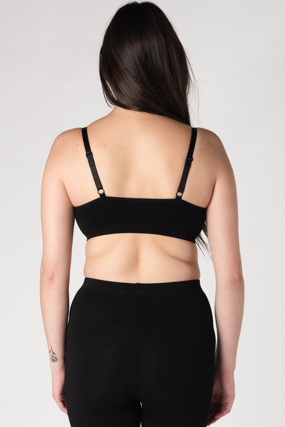 Seamless Adjustable Strap Bamboo Bralette - Black - Terrera