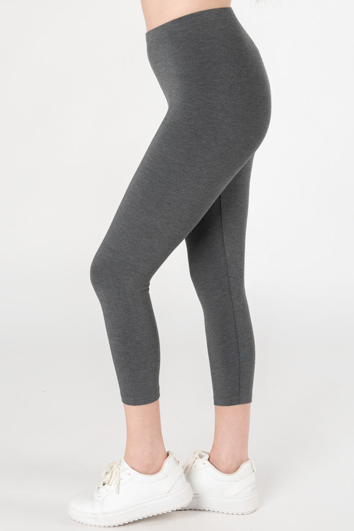 Suri Capri Bamboo Leggings – Heather Charcoal