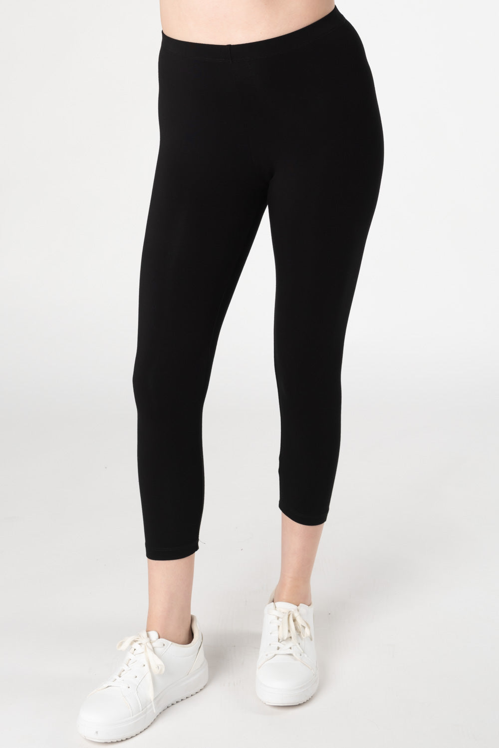 Suri Capri Bamboo Leggings - Black - Terrera
