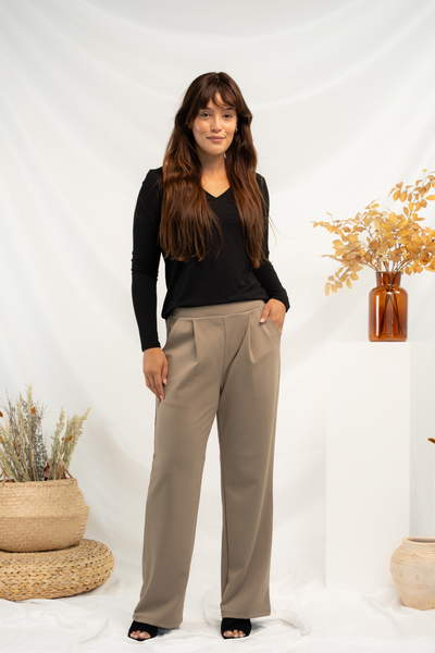 Ellie V-neck Bamboo Long Sleeve Shirt - Black
