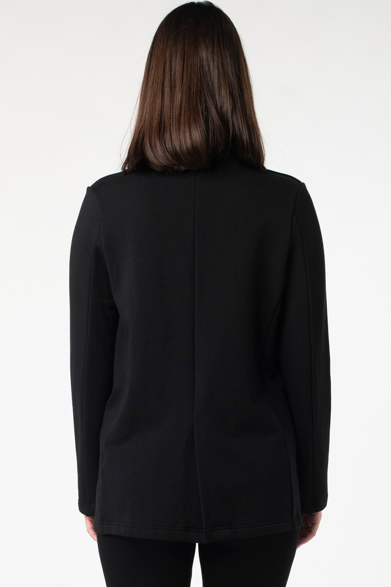 Terrera collarless blazer made from bamboo fleece fabric, combining sophisticated style with eco-friendly materials.