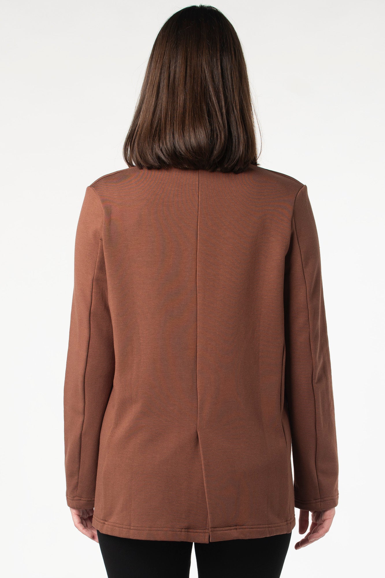 Terrera collarless blazer made from bamboo fleece fabric, combining sophisticated style with eco-friendly materials.