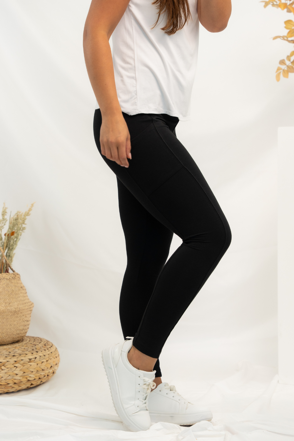 Viva Pocket Bamboo Leggings - Black - Terrera
