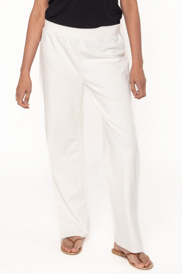 Bamboo pant in cream colour.