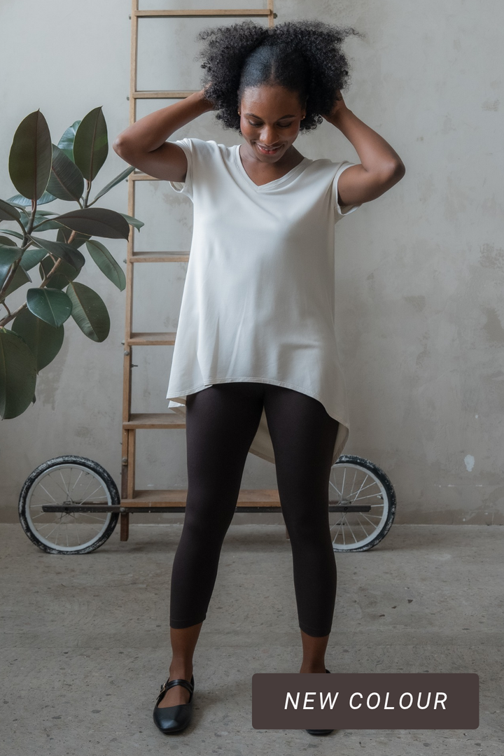 Suri Capri Bamboo Leggings - Dark Chocolate