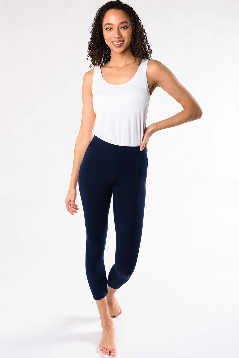 Buy online Golden Solid Ankle Length Legging from Capris & Leggings for  Women by Clora Creation for ₹620 at 38% off