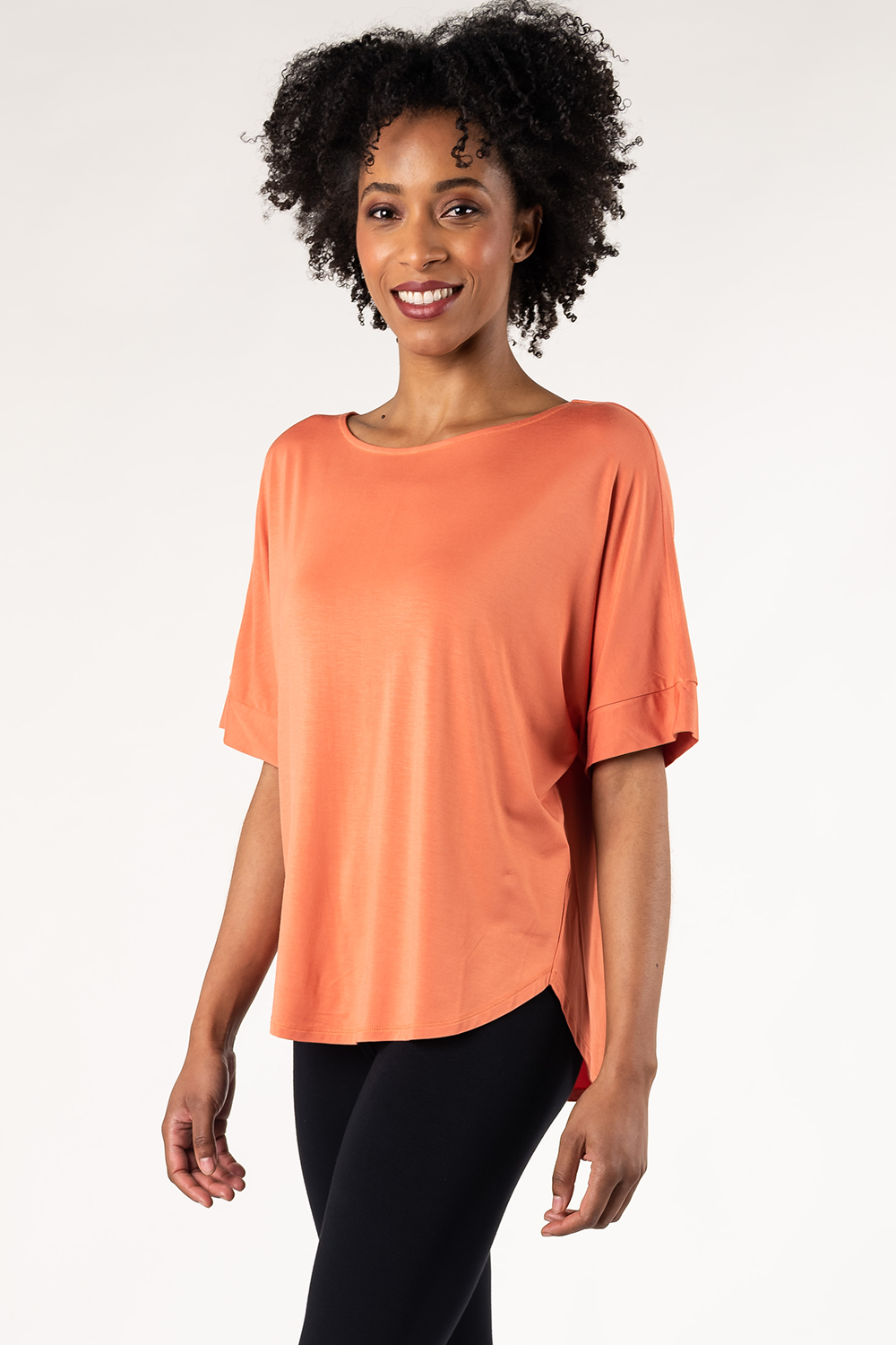 Laura Relaxed-Fit Bamboo Blouse - Apricot - Terrera