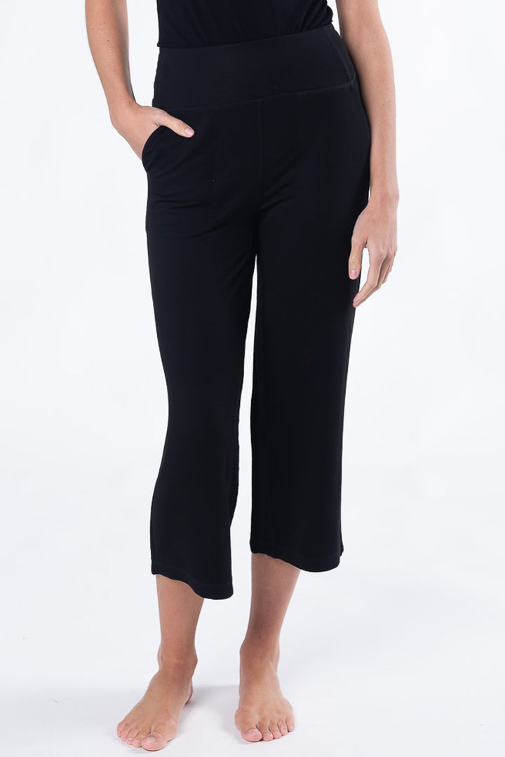Dion Cropped Bamboo Pant - Black - Terrera