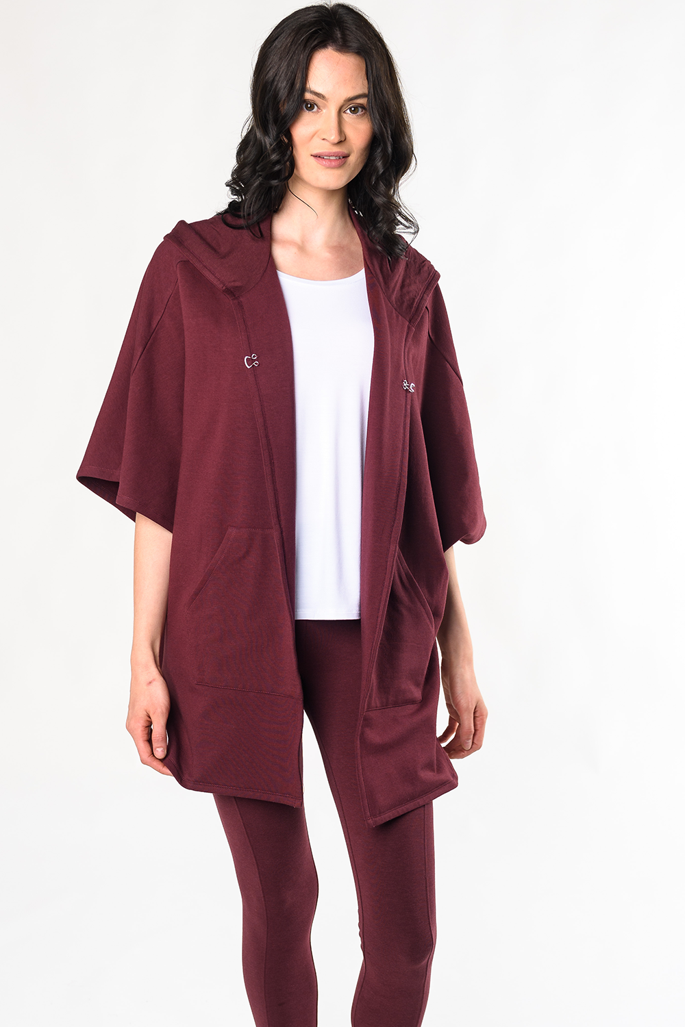 Dakota Hooded Bamboo Poncho - Wine - Terrera