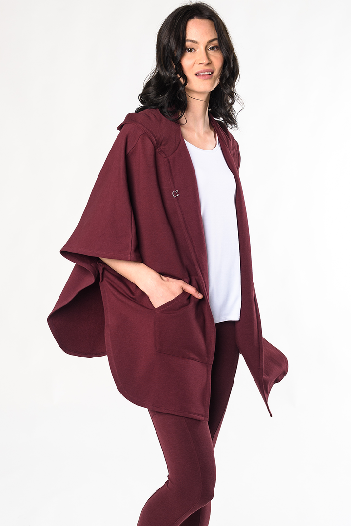 Dakota Hooded Bamboo Poncho - Wine - Terrera