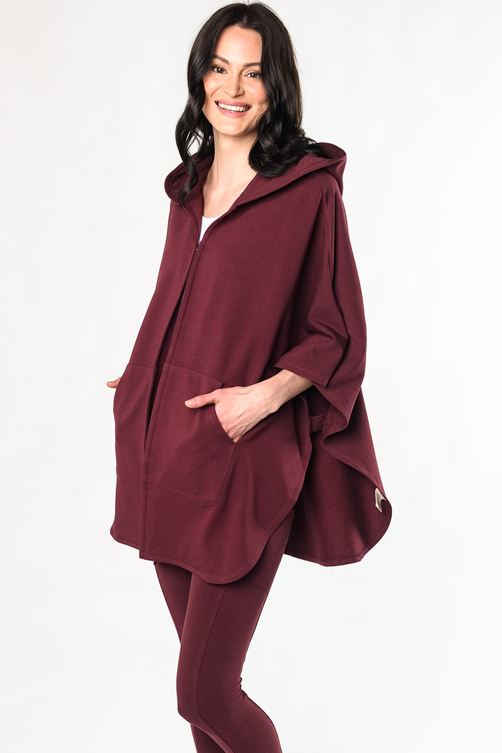 Dakota Hooded Bamboo Poncho - Wine - Terrera