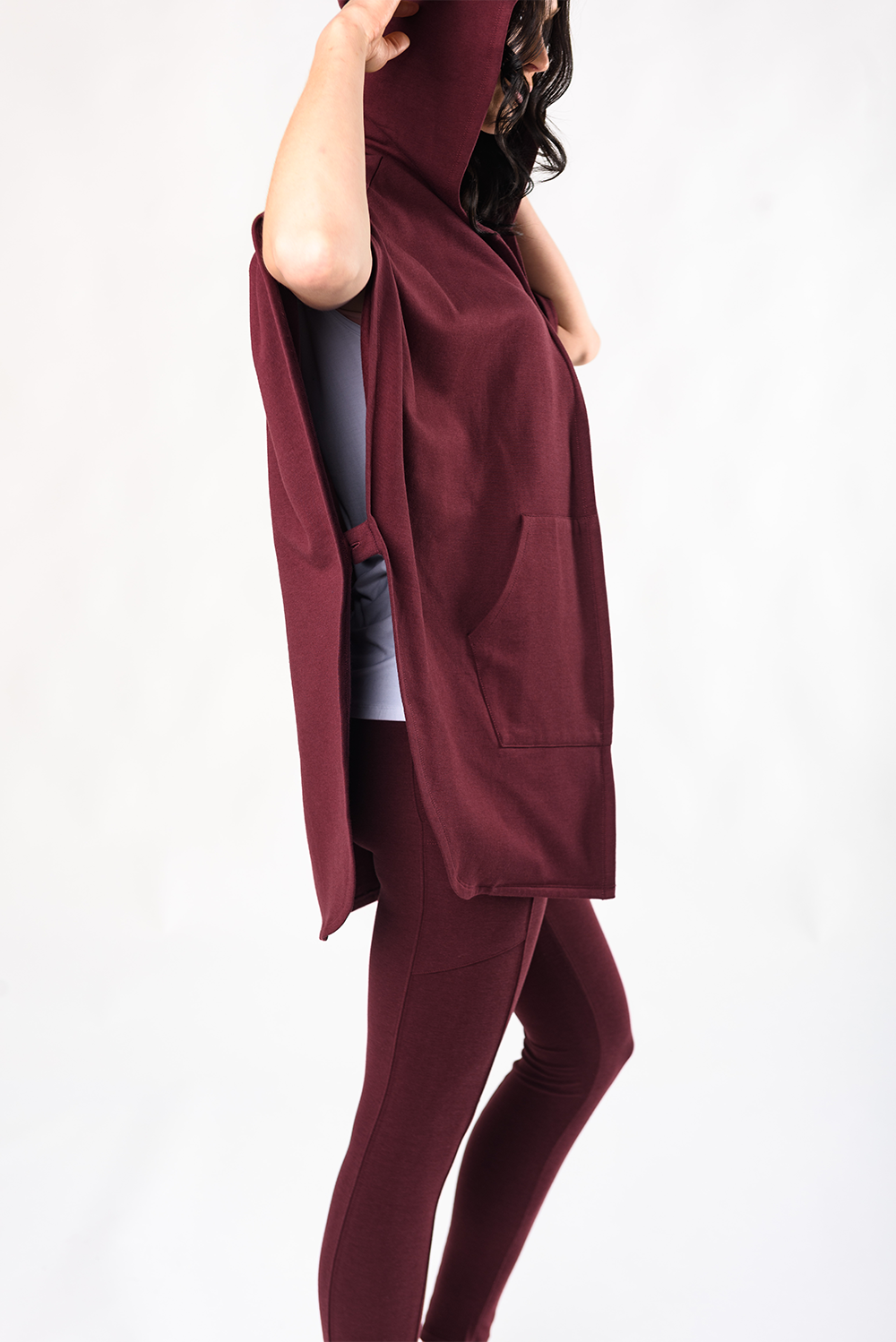 Dakota Hooded Bamboo Poncho - Wine - Terrera