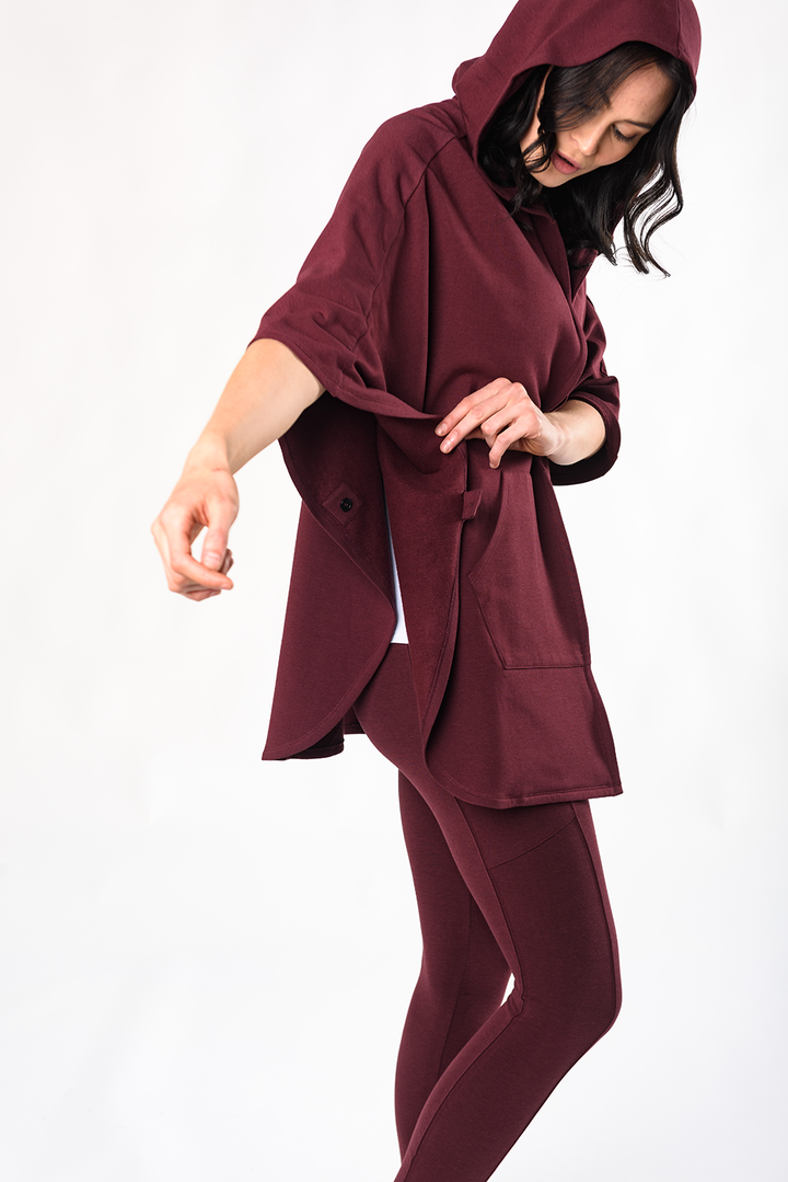 Dakota Hooded Bamboo Poncho - Wine - Terrera