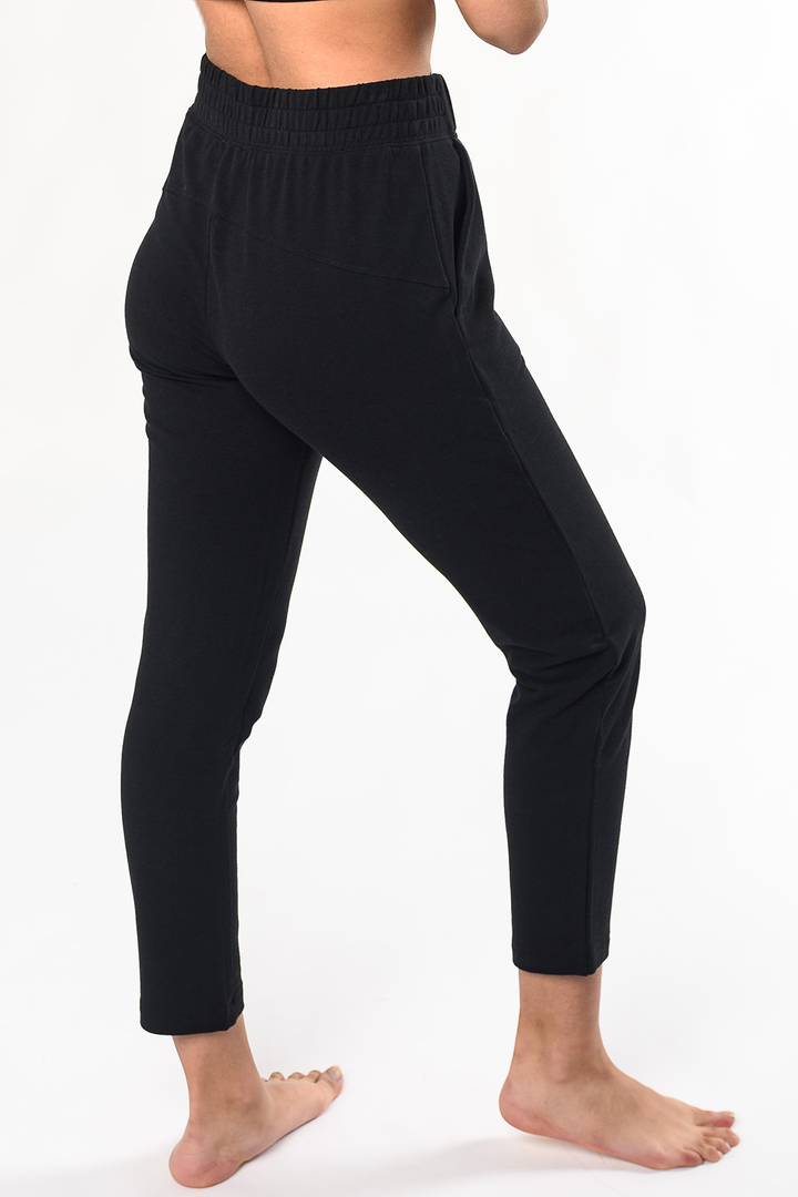 Giselle Pull On Bamboo Ankle Pant - Black - Terrera